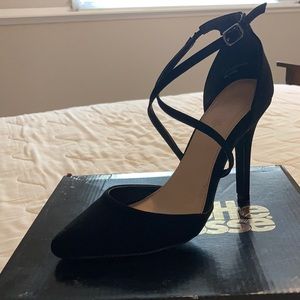 Suede black heels